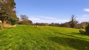 Photo 24- click for photo gallery